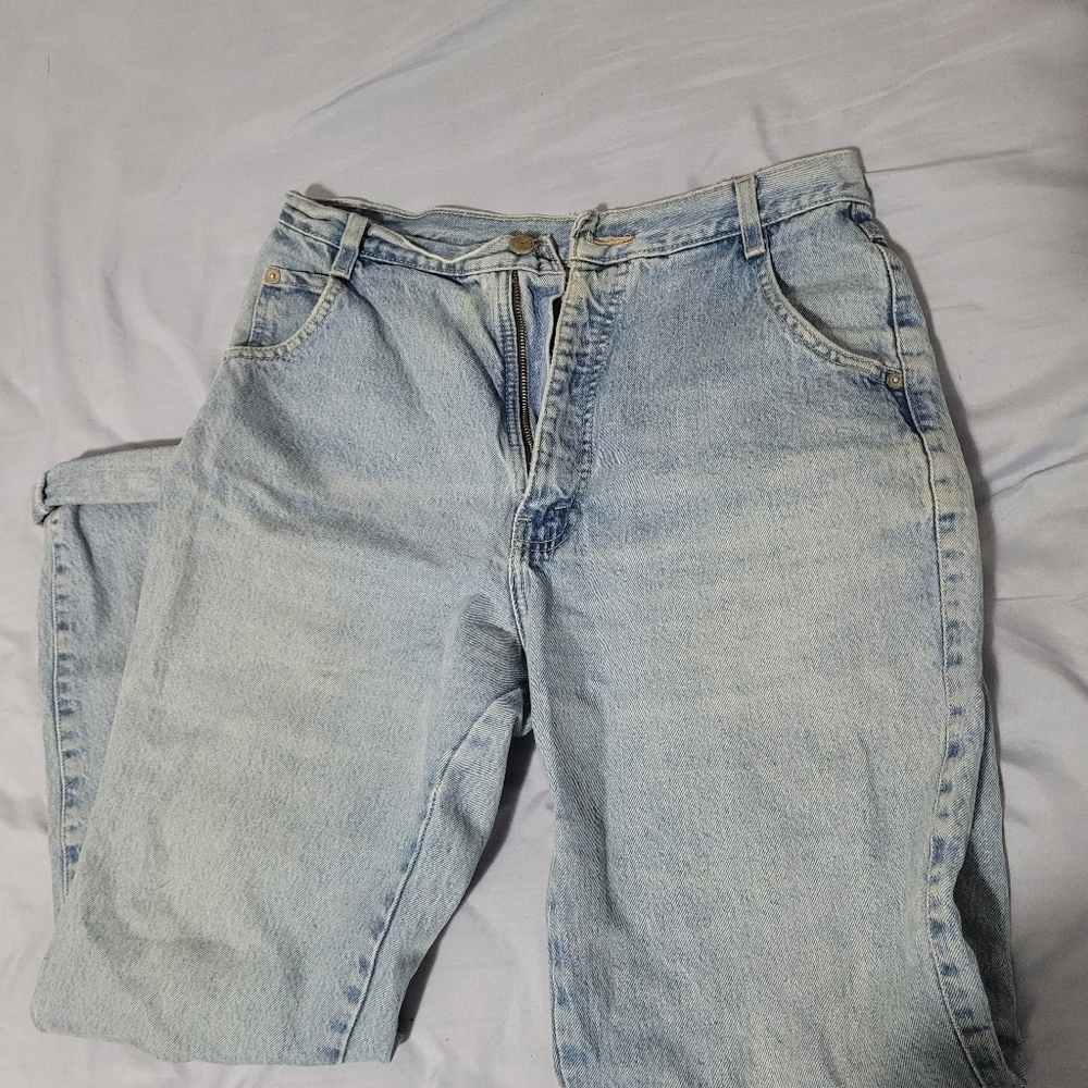 Women's high waisted jeans